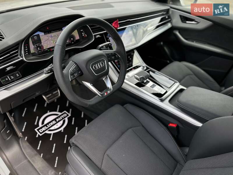 Позашляховик / Кросовер Audi Q8 2025 в Києві