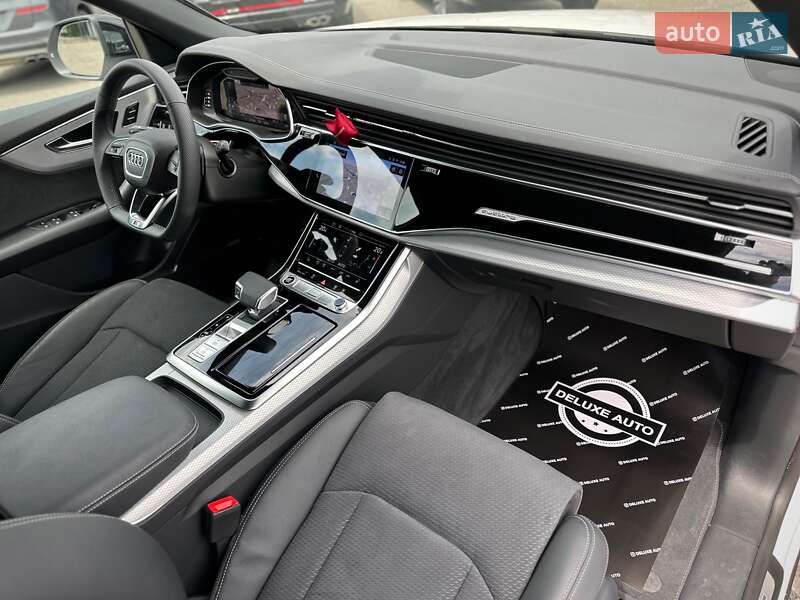 Позашляховик / Кросовер Audi Q8 2025 в Києві