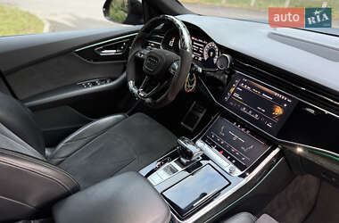 Внедорожник / Кроссовер Audi Q8 2018 в 
