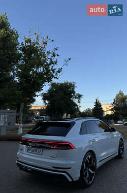 Внедорожник / Кроссовер Audi Q8 2023 в 