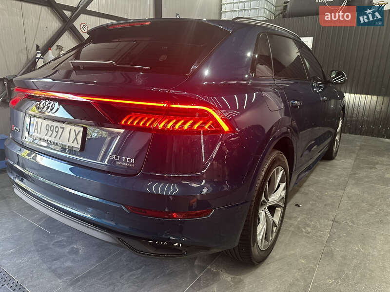 Внедорожник / Кроссовер Audi Q8 2022 в Броварах