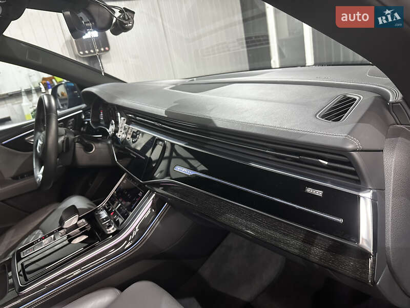 Внедорожник / Кроссовер Audi Q8 2022 в Броварах