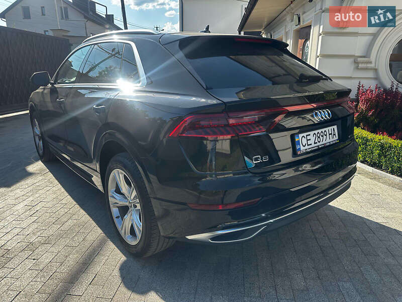 Внедорожник / Кроссовер Audi Q8 2023 в Черновцах