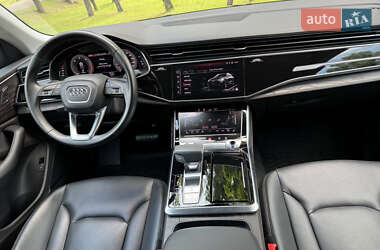 Внедорожник / Кроссовер Audi Q8 2019 в 