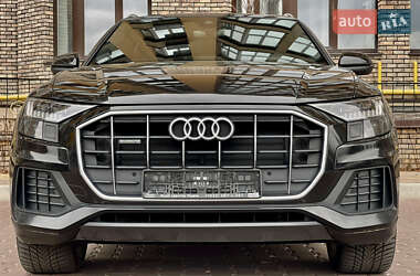 Внедорожник / Кроссовер Audi Q8 2021 в Киеве