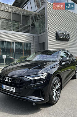 Внедорожник / Кроссовер Audi Q8 2018 в 