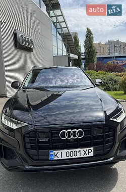 Внедорожник / Кроссовер Audi Q8 2018 в 