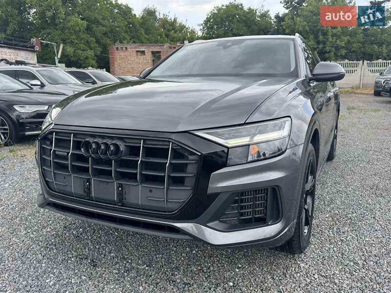 Внедорожник / Кроссовер Audi Q8 2018 в Тернополе