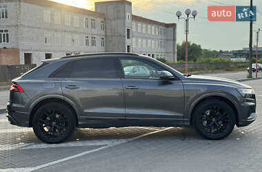 Внедорожник / Кроссовер Audi Q8 2020 в 