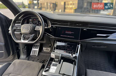 Внедорожник / Кроссовер Audi Q8 2020 в 