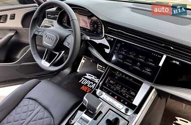 Внедорожник / Кроссовер Audi Q8 2025 в 