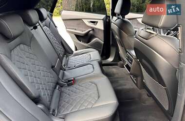 Внедорожник / Кроссовер Audi Q8 2025 в 