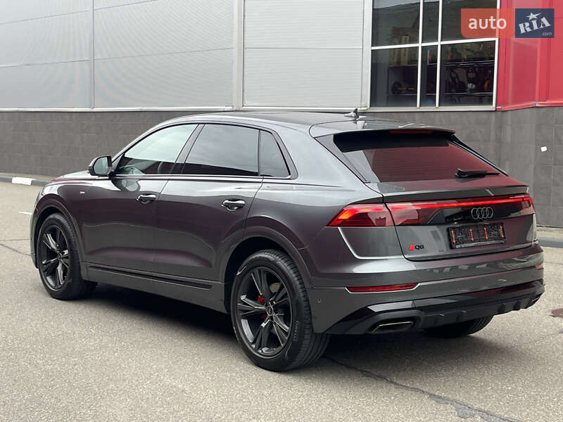 Внедорожник / Кроссовер Audi Q8 2024 в Киеве