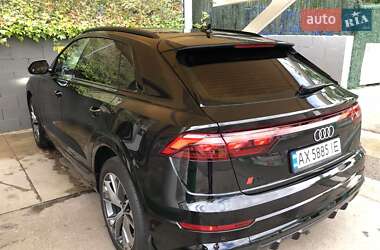 Внедорожник / Кроссовер Audi Q8 2024 в 