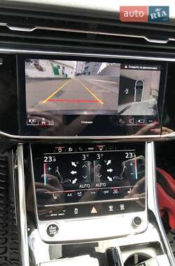 Внедорожник / Кроссовер Audi Q8 2024 в 
