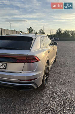 Позашляховик / Кросовер Audi Q8 2019 в 