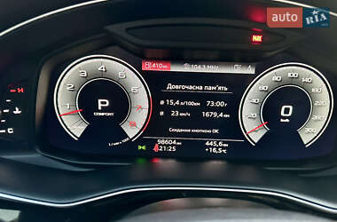Внедорожник / Кроссовер Audi Q8 2021 в 