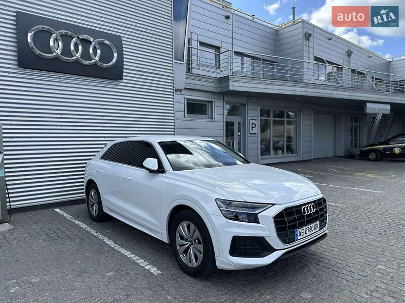 Внедорожник / Кроссовер Audi Q8 2023 в Днепре