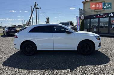 Внедорожник / Кроссовер Audi Q8 2018 в 