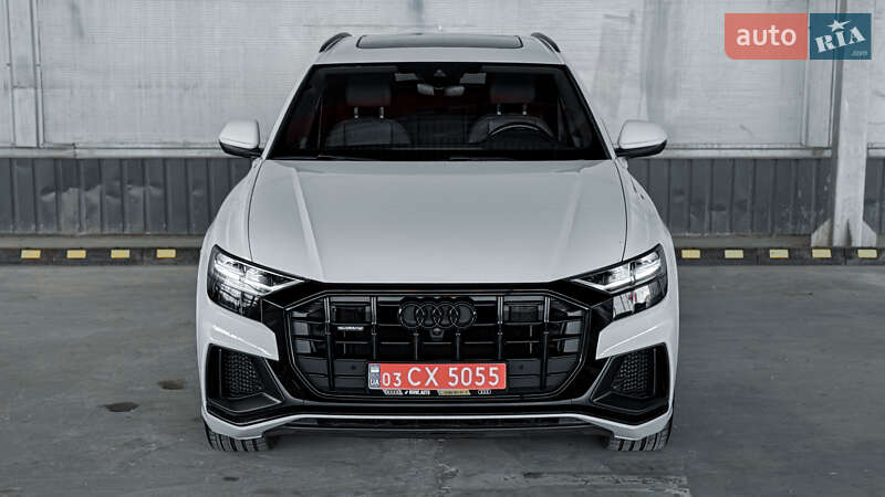 Внедорожник / Кроссовер Audi Q8 2019 в Ровно
