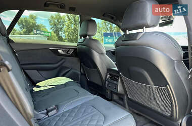 Внедорожник / Кроссовер Audi Q8 2025 в 
