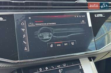 Внедорожник / Кроссовер Audi Q8 2024 в 