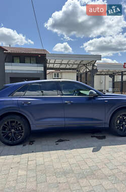 Внедорожник / Кроссовер Audi Q8 2019 в 
