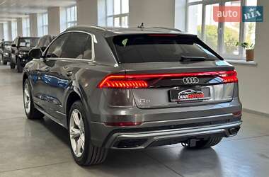 Внедорожник / Кроссовер Audi Q8 2019 в 