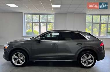 Внедорожник / Кроссовер Audi Q8 2019 в 