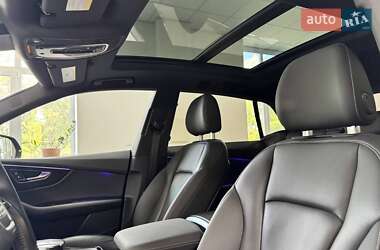 Внедорожник / Кроссовер Audi Q8 2019 в 