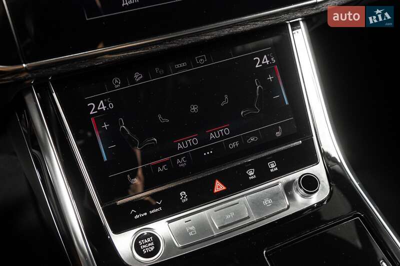 Внедорожник / Кроссовер Audi Q8 2023 в Ужгороде