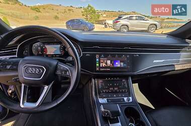 Внедорожник / Кроссовер Audi Q8 2019 в 