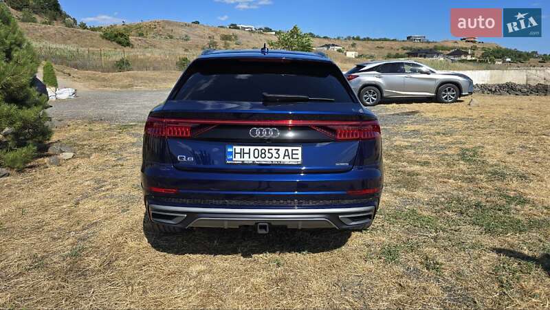 Внедорожник / Кроссовер Audi Q8 2019 в Одессе