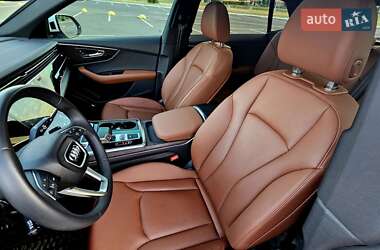 Внедорожник / Кроссовер Audi Q8 2023 в 