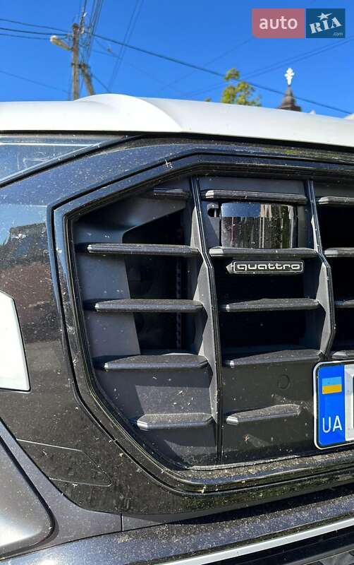 Позашляховик / Кросовер Audi Q8 2019 в Києві