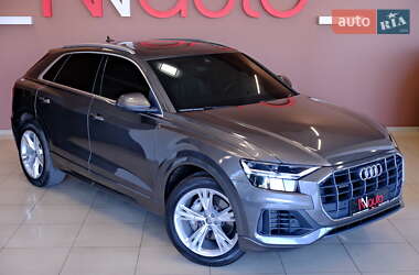 Позашляховик / Кросовер Audi Q8 2019 в 