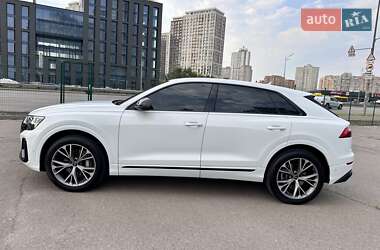 Внедорожник / Кроссовер Audi Q8 2023 в 