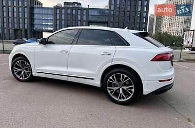 Внедорожник / Кроссовер Audi Q8 2023 в 