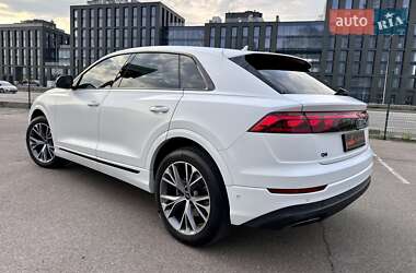 Внедорожник / Кроссовер Audi Q8 2023 в 