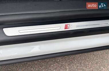 Внедорожник / Кроссовер Audi Q8 2023 в 