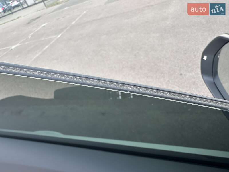Позашляховик / Кросовер Audi Q8 2023 в Києві