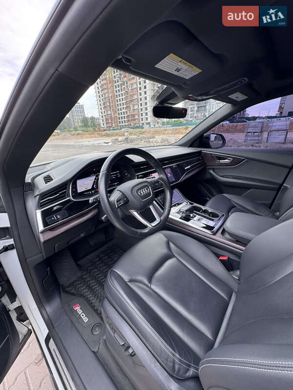 Внедорожник / Кроссовер Audi Q8 2018 в Киеве