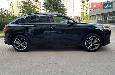 Внедорожник / Кроссовер Audi Q8 2024 в 