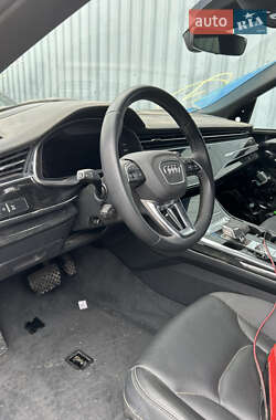 Внедорожник / Кроссовер Audi Q8 2019 в 