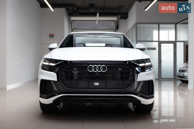 Внедорожник / Кроссовер Audi Q8 2022 в Хмельницком