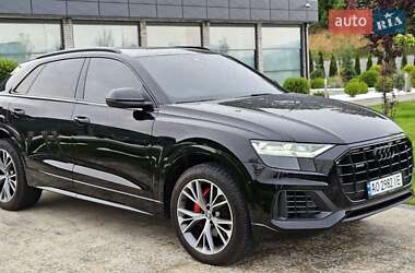 Внедорожник / Кроссовер Audi Q8 2019 в 