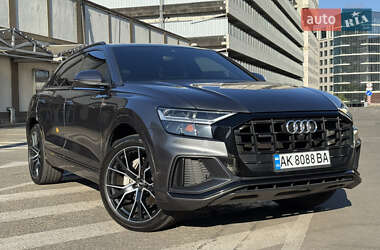 Внедорожник / Кроссовер Audi Q8 2020 в Киеве