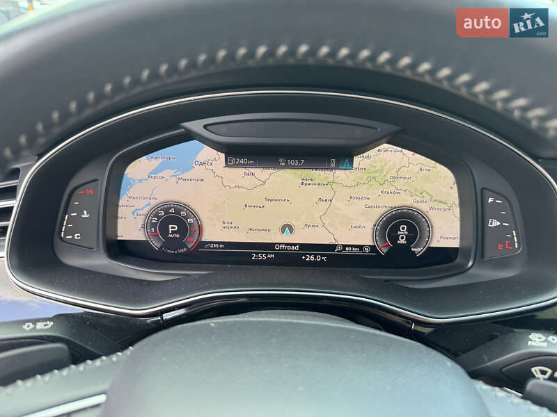 Позашляховик / Кросовер Audi Q8 2018 в Рівному