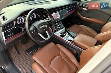 Внедорожник / Кроссовер Audi Q8 2018 в 