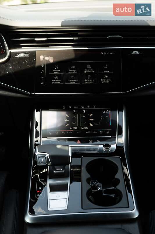 Внедорожник / Кроссовер Audi Q8 2021 в Хмельницком